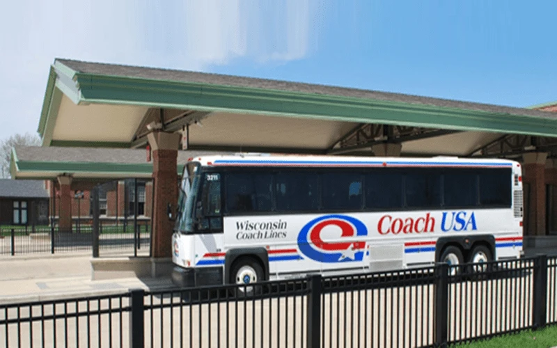 Racine, WI, Racine Racine Transit Center, Milwaukee-Racine-Kenosha bus, Coach USA, July 2019 Racine, WI, Racine Racine Transit Center, Milwaukee-Racine-Kenosha bus, Coach USA, July 2019